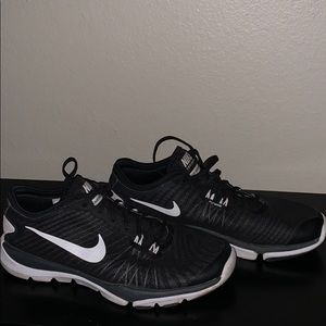 Nike Flex Supreme TR4 Sneakers